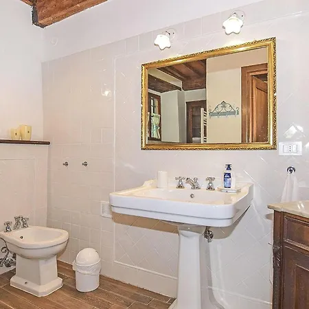 Tatil Evi Casale La Torretta Pontepetri